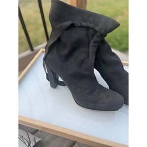 Hugo Boss Black Nubuck Suede Women's Ankle Boots W/Wraparound Ties Size 41 Italy